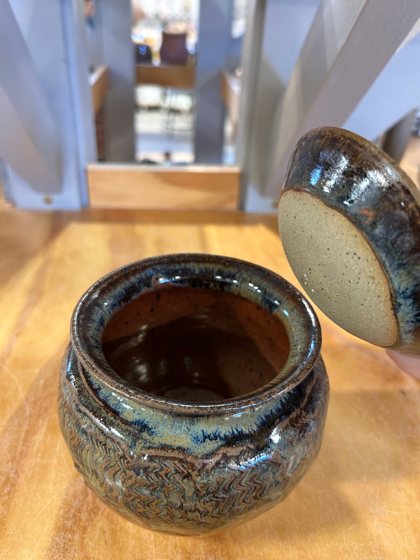 Wiggle Jar
